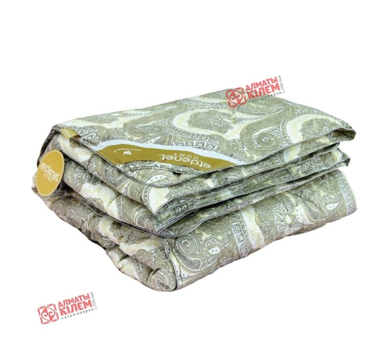 Одеяло стеганное овечье (цвет бежевый)