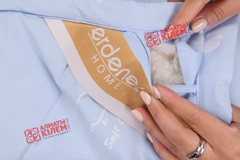 Одеяло стеганное овечье (цвет голубой) лучшего качества