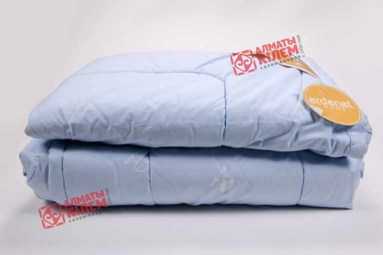 Одеяло стеганное овечье (цвет голубой)