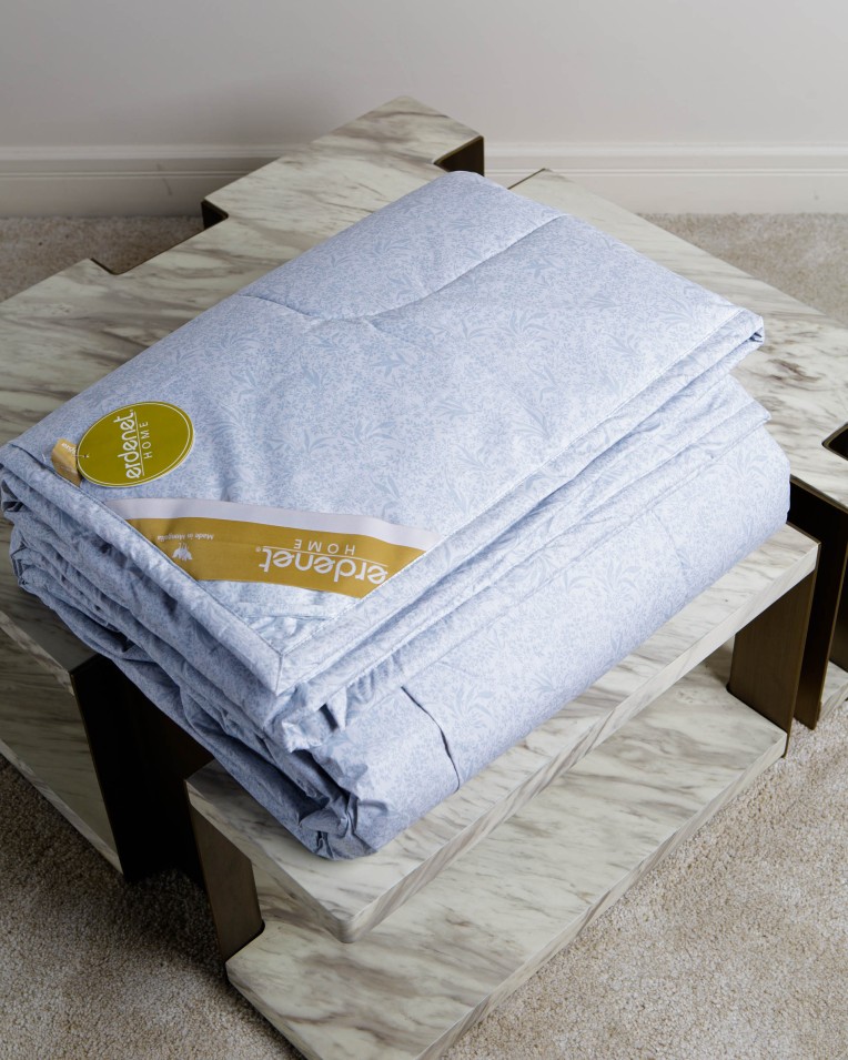 Одеяло стеганное верблюжье (цвет белый(осн.)/голубой)