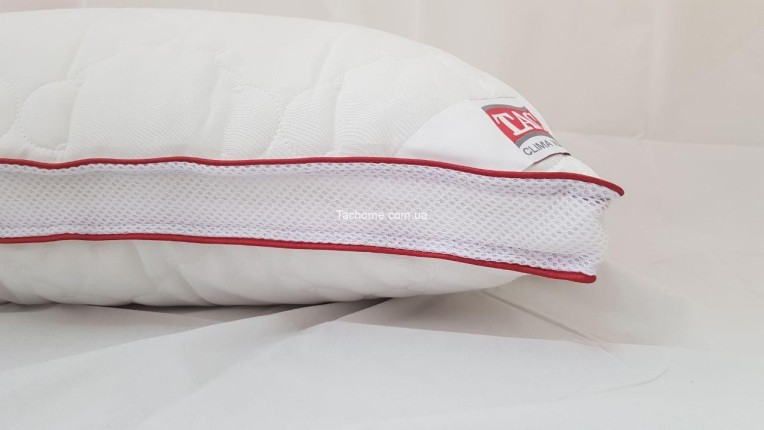 Подушка микрогелевая Clima