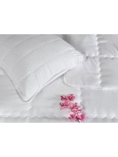 Подушка микрогелевая Palace