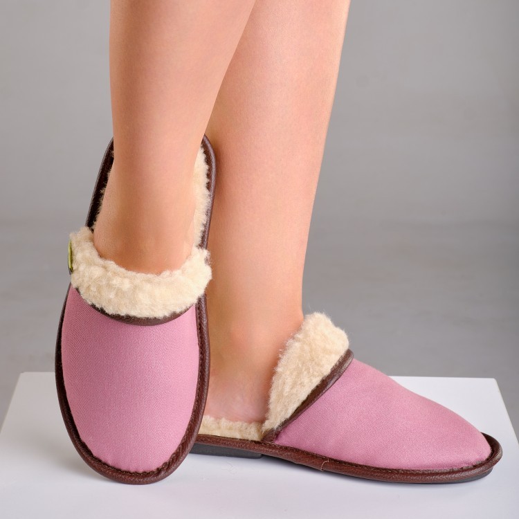 Шлепанцы меховые из дублированного меха( цвет орхидея)