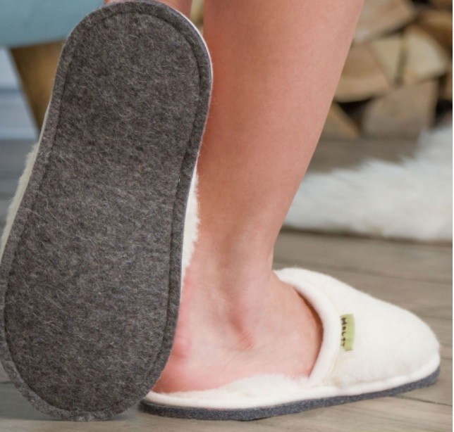 Шлепанцы "Гармония" (цвет белый).