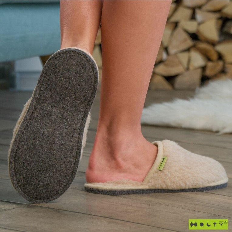 Шлепанцы "Гармония" (цвет бежевый). по лучшей цене в Казахстане